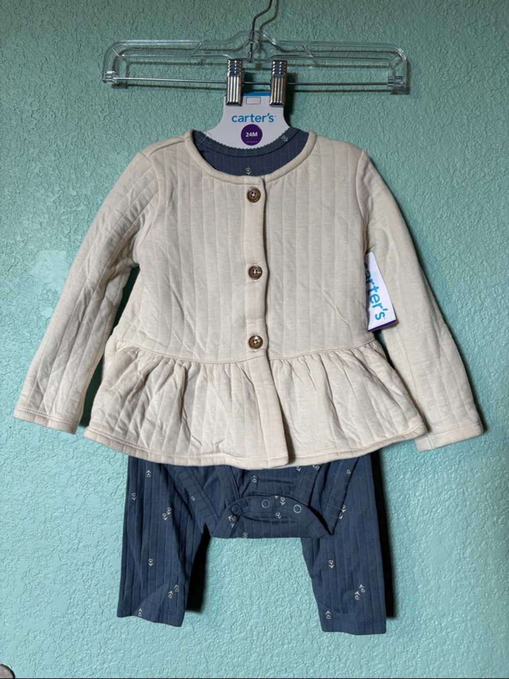 🆕 Carter's girls three piece set, cream & blue, 24 mos - NWT